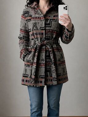 Women's Patterned Belted Coat Jacket - Gray with Red & Black Accents